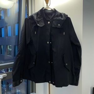 Navy blue / small / windbreaker / raincoat / water proof / zara / like new
